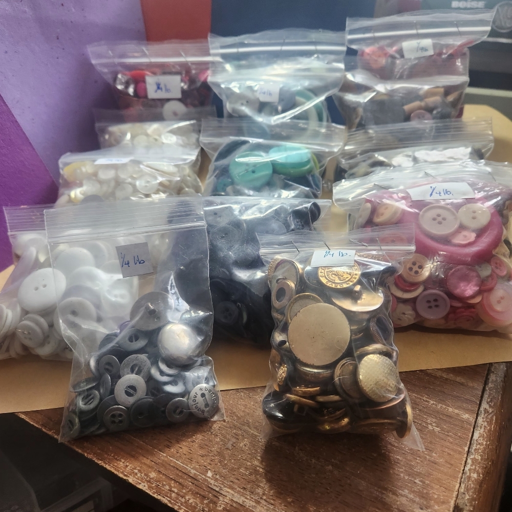 Assorted Buttons